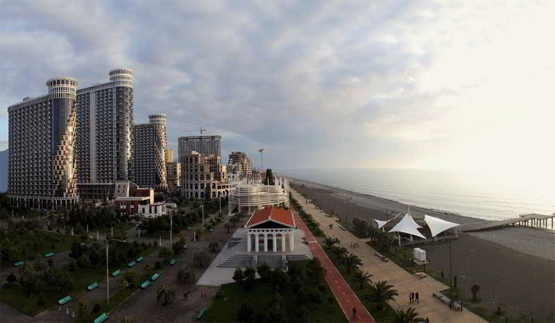 Appartamento Batumi Esterno foto